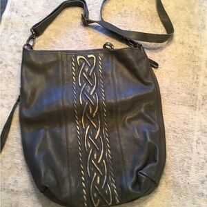 Elegant Black and Gold Women's Shoulder Bag